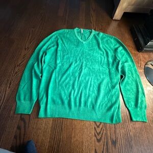 Xmas Emerald V-Neck Sweater